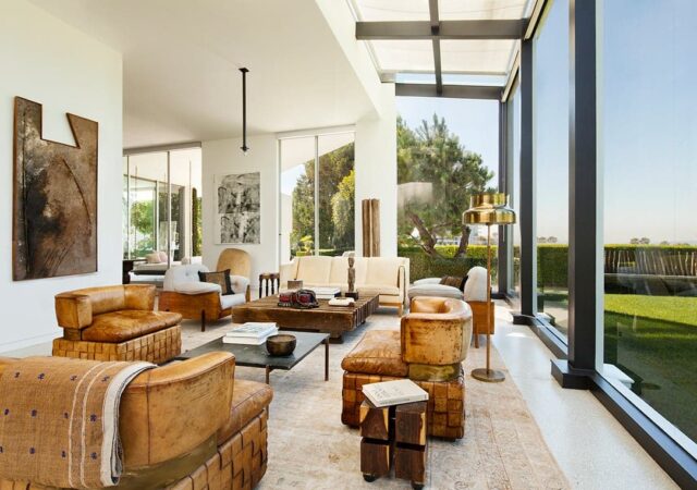 featured image for post: 14 Delightful Interiors Brightened by Very Big Windows