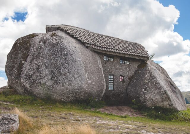 featured image for post: Buildings That Reveal Just How Innovative Stone Can Be