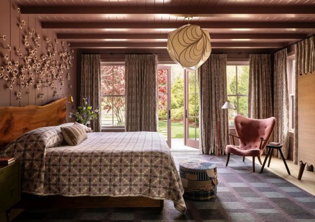 featured image for post: Pastels Are Back! 9 Sought-After Designers Show Us How to Use Them