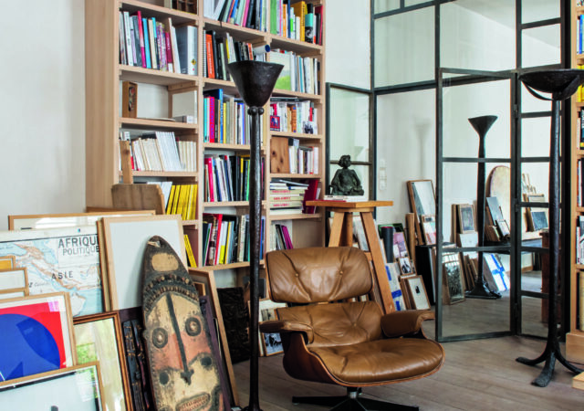 featured image for post: See How the Coolest Parisians Really Live