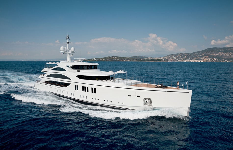 11.11 yacht