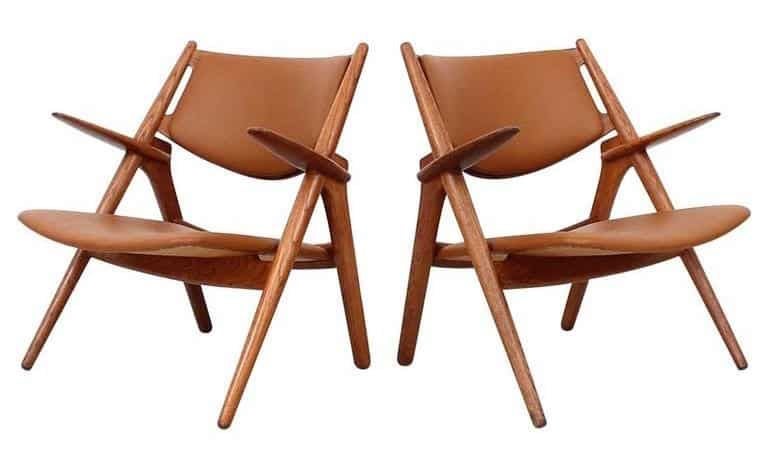 fauteuils en cuir et bois