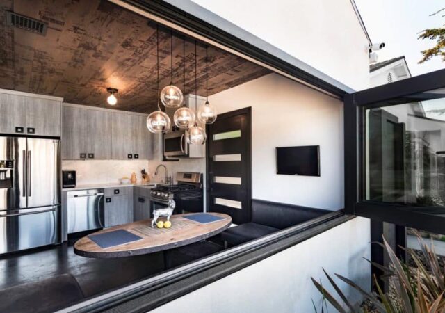 featured image for post: 13 Designers Share Indispensable Tips for Small Spaces