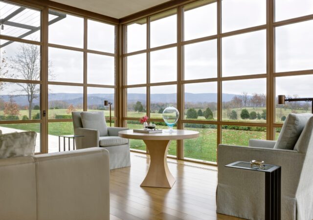 featured image for post: In These Chic Homes, Indoors and Outdoors Freely Mingle