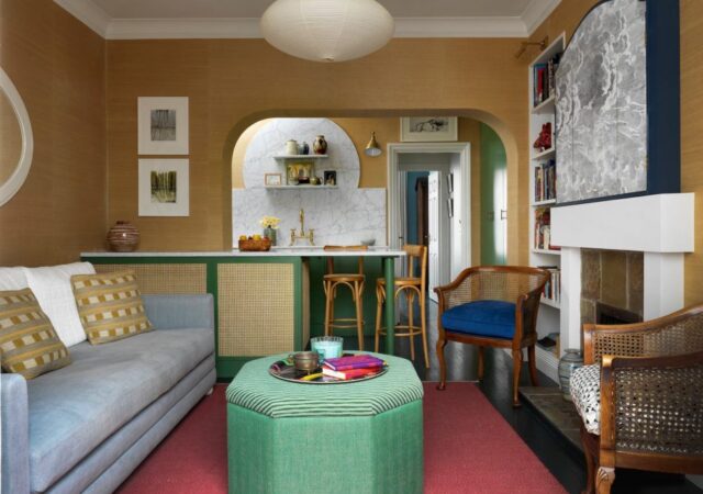 featured image for post: 16 Sophisticated Pieds-à-Terre