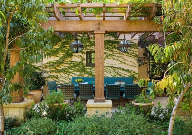 featured image for post: 12 Picture-Perfect Pergolas with Breezy Charm
