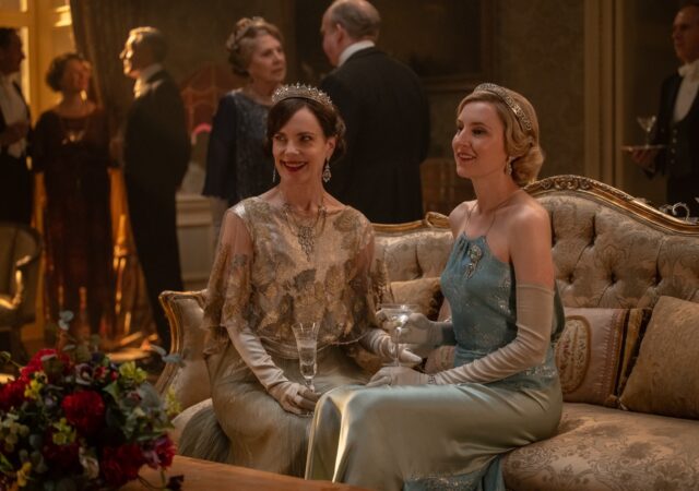 featured image for post: Jewelry from the New ‘Downton Abbey’ Film Is Available on 1stDibs