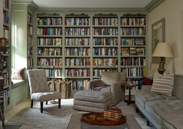 featured image for post: 25 Spaces with Stylish Shelving
