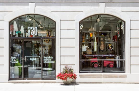 Travel Guide: Chicago Vintage and Antique Furniture ... Travel Guide: Chicago Vintage and Antique Furniture ...
