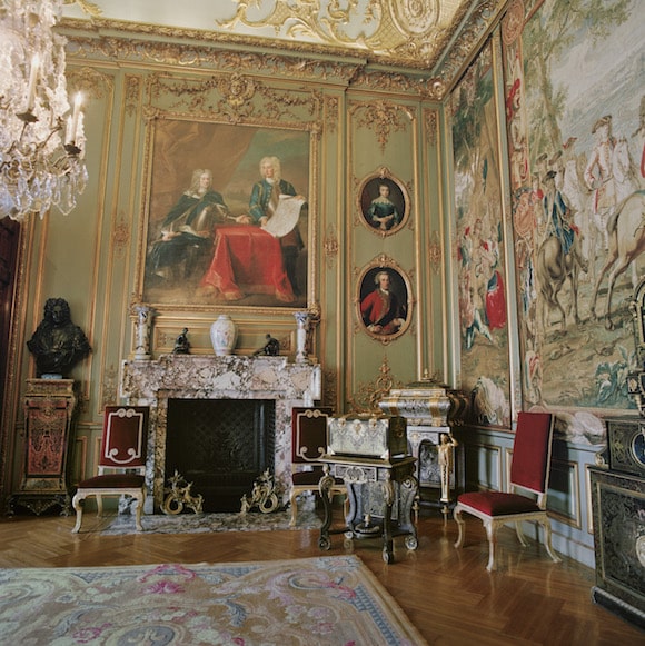 2010.034_The Duchess of Marlborough_CS03_F05 001
