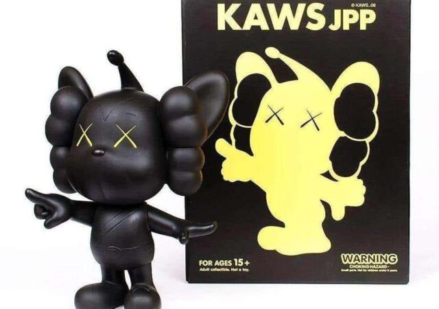 featured image for post: How to Spot a Fake KAWS Figure
