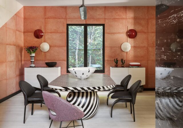 featured image for post: A Room We Love from the 1stDibs 50: Kelly Wearstler