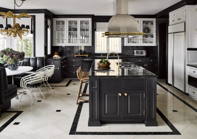featured image for post: A Room We Love from the 1stDibs 50: Ken Fulk