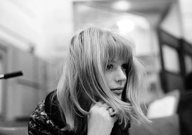 featured image for post: Marianne Faithfull in Photos