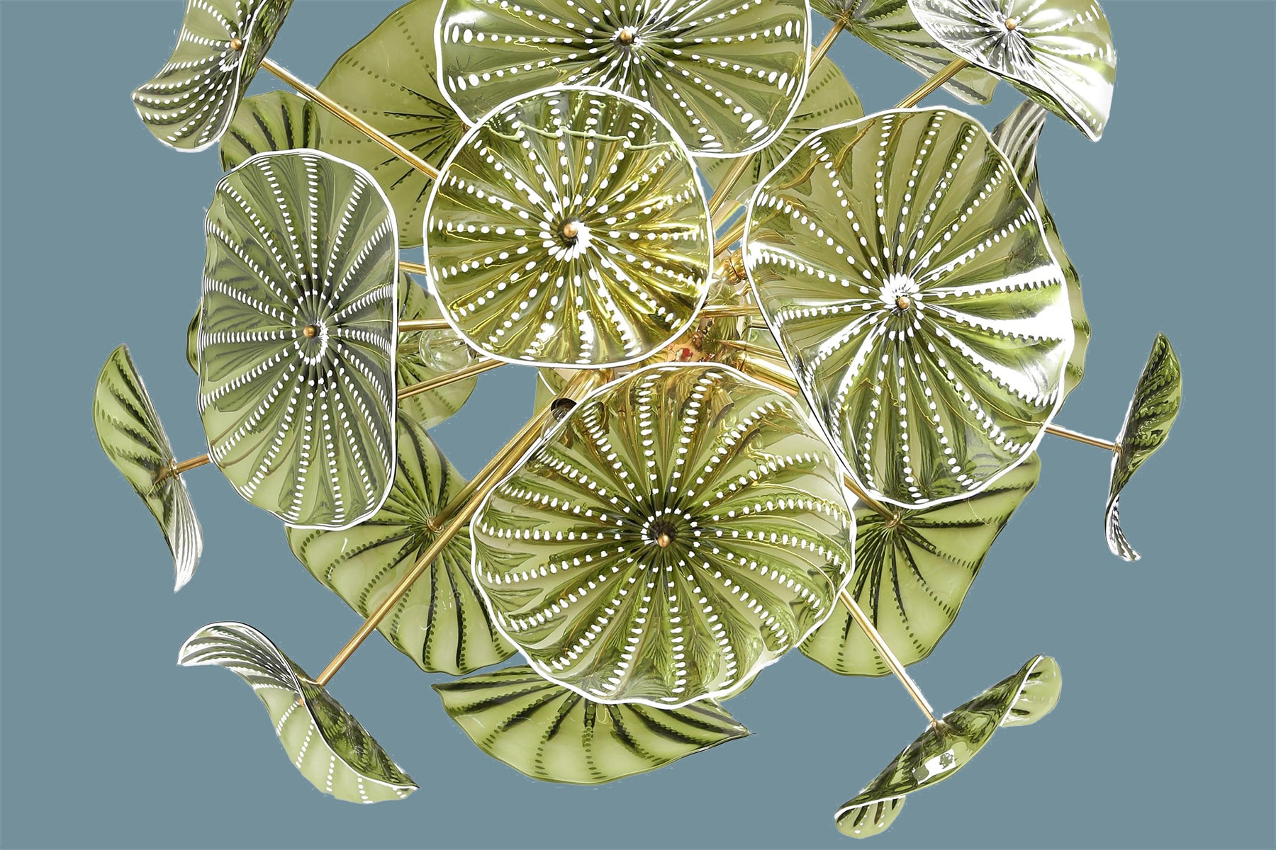 Celebrate Spring Year-Round with This Lush Murano-Glass Chandelier