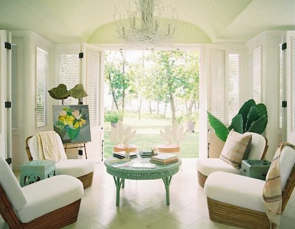 featured image for post: How to Work Rattan and Wicker Furniture into Any Space