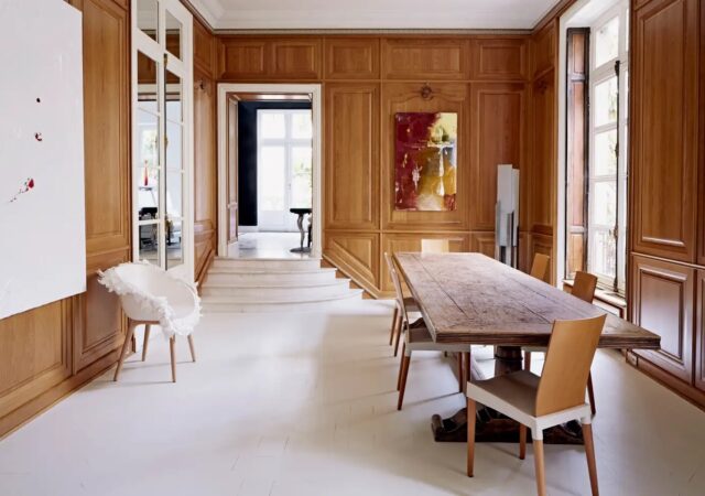 featured image for post: 12 Rooms Where Warm and Wonderful Wood Paneling Gets a Fresh Take