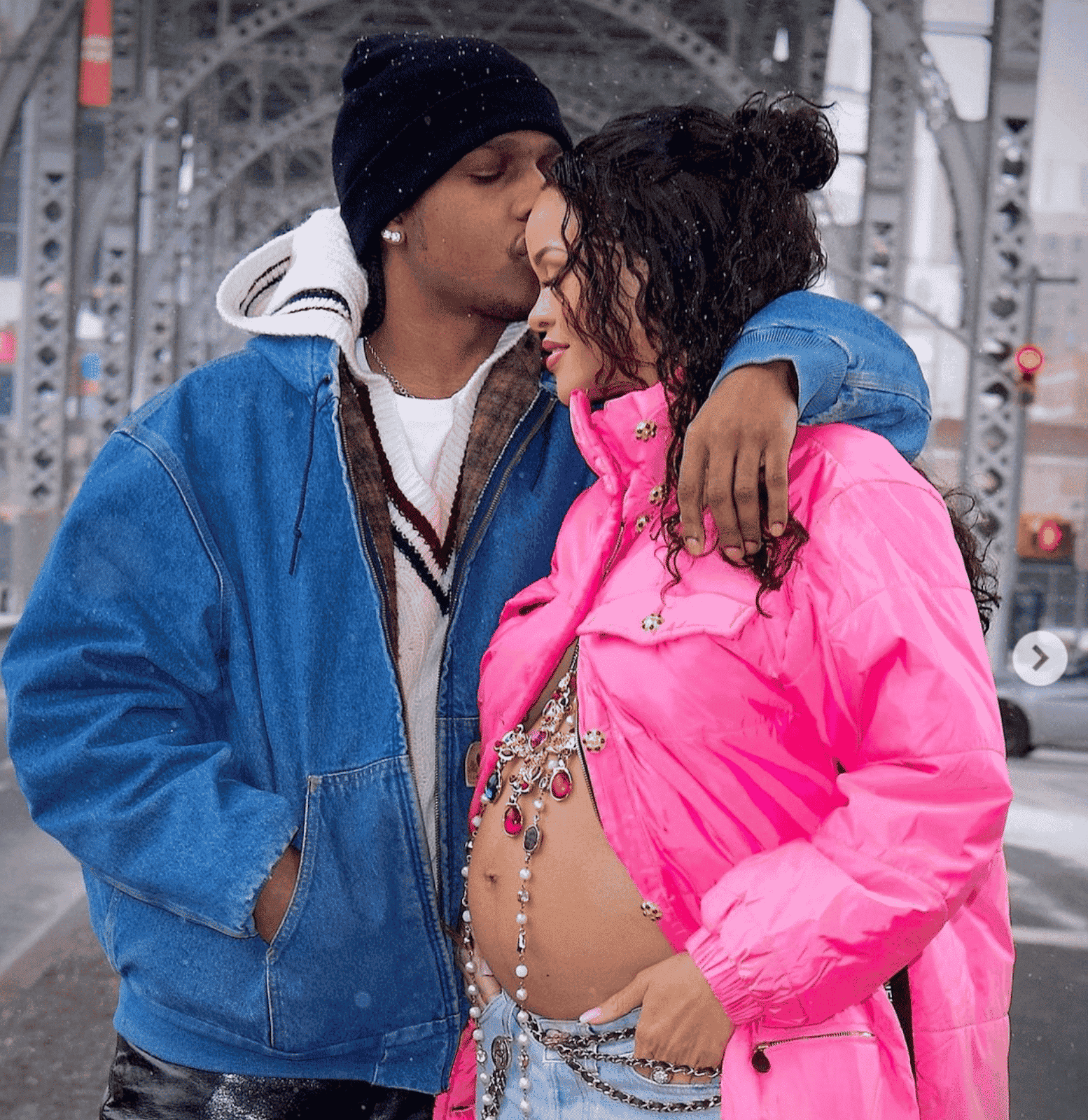 featured image for post: Rihanna Reveals Her Pregnancy in This ’90s Pink Chanel Puffer Coat