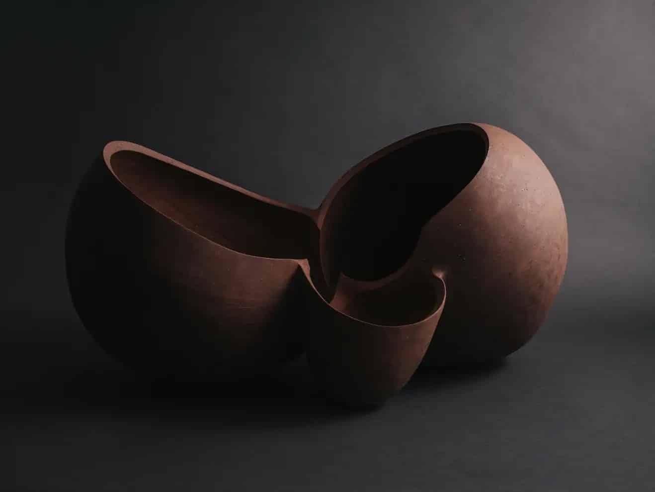 Zoë Powell’s Magnolia 05 Vessel Is Handmade from Clay She Unearthed Herself