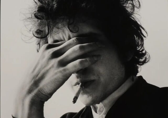 featured image for post: Photographer Jerry Schatzberg Remembers a Legendary Shoot with Bob Dylan