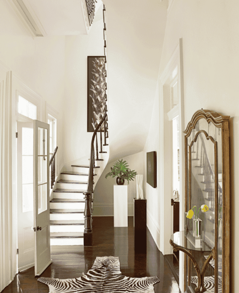 Lee Ledbetter Victorian house stair hall