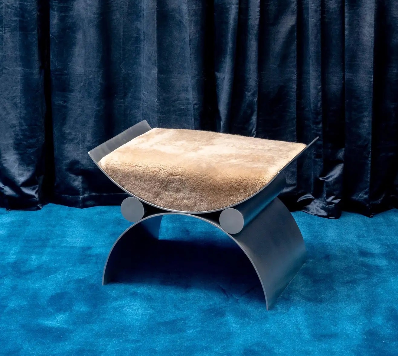 Sight Unseen’s Magna Chair Channels the Greatness of Ancient Rome