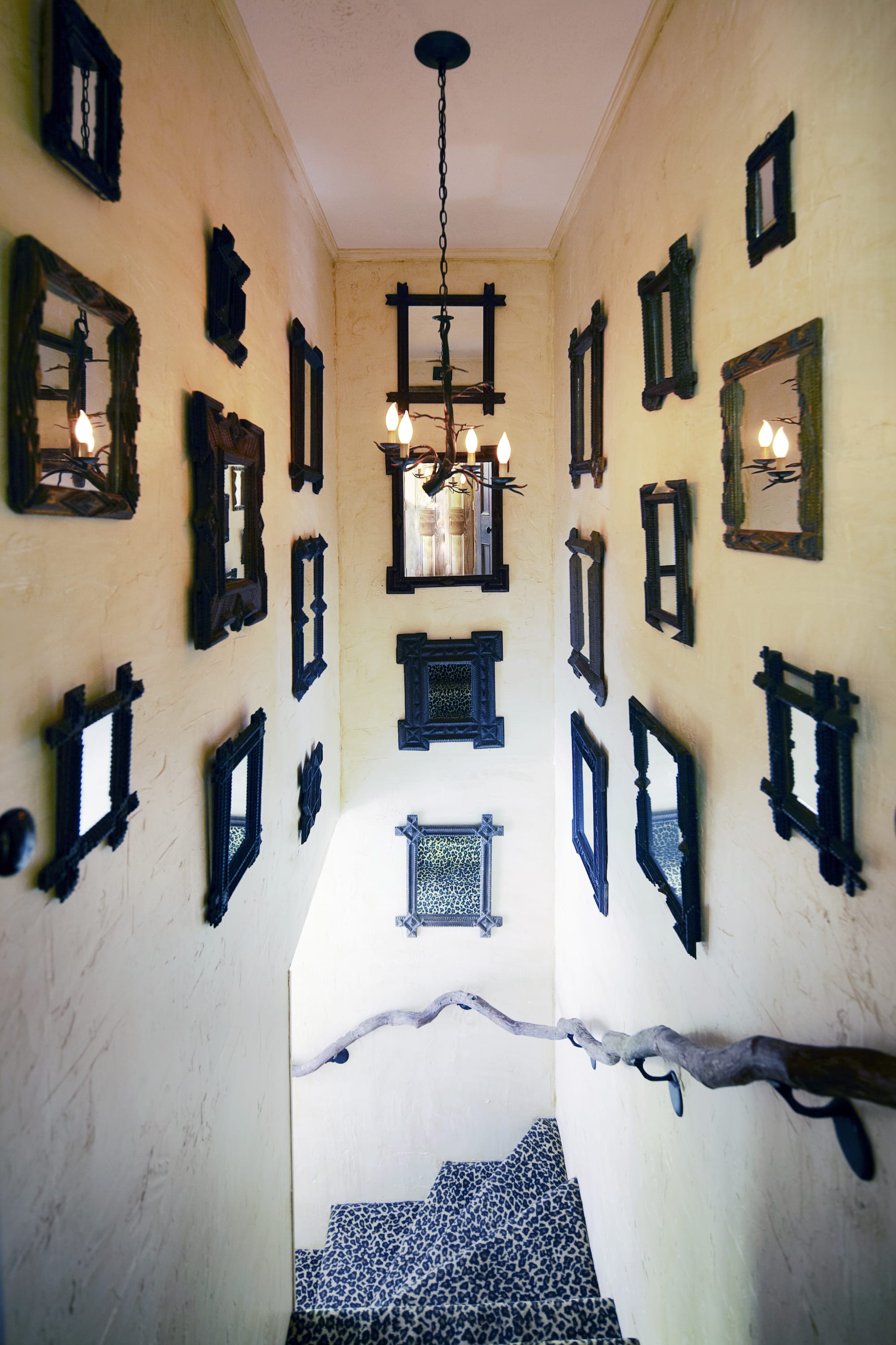 Tramp Art, America’s Most Misunderstood Art Form, Is Trending in Interiors