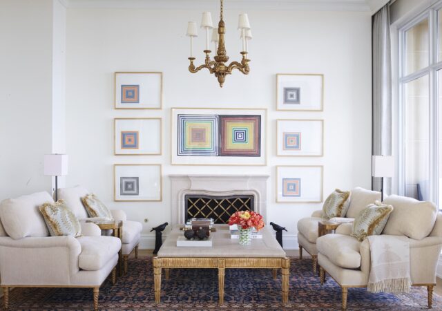 featured image for post: A Room We Love from the 1stDibs 50: Timothy Corrigan