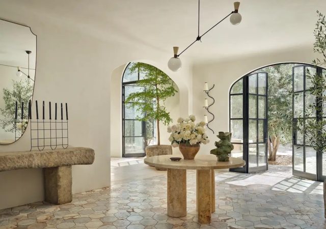 featured image for post: These Gorgeous Rooms Celebrate Indoor-Outdoor Living