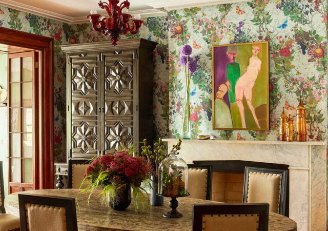 featured image for post: A Guide to Chintz: History, Patterns and Decorating Tips