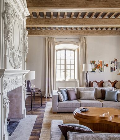 featured image for post: 15 Fabulous French Homes