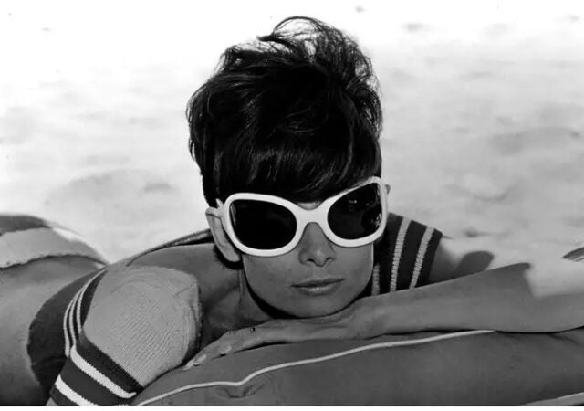 featured image for post: Steal Audrey Hepburn’s Summer Road-Trip Style with These Chic Sunglasses