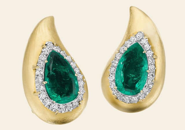 featured image for post: Suzanne Belperron’s Mastery of Chic Is Exemplified in These 1970s Emerald Earrings