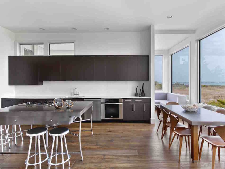 Southampton kitchen by Mark Zeff