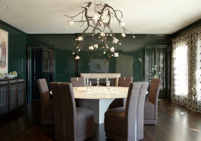 featured image for post: 22 Rooms with Dramatic Chandeliers