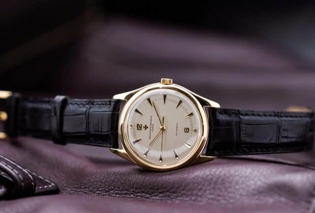 featured image for post: Why Vintage Watches Are  Making a Comeback