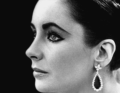 5 Types of Earrings to Wear Right Now