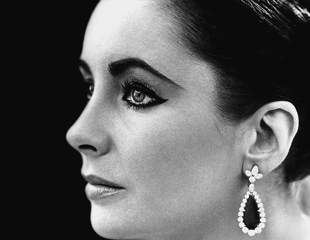 5 Types of Earrings to Wear Right Now