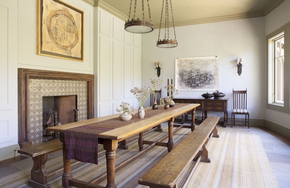 featured image for post: 16 Fabulous Farmhouse Interiors