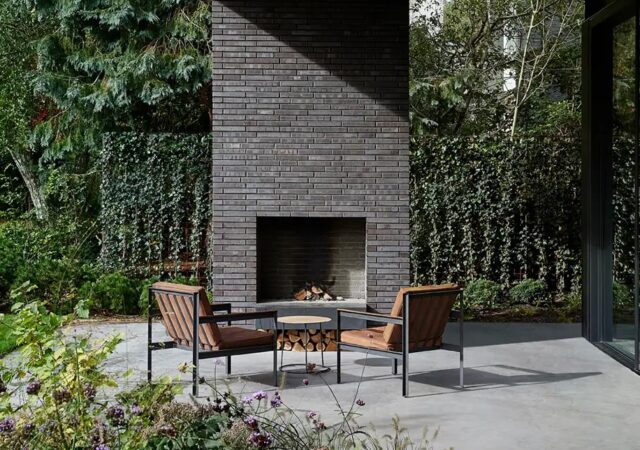 featured image for post: 35 Blissful Patios Made for Lounging