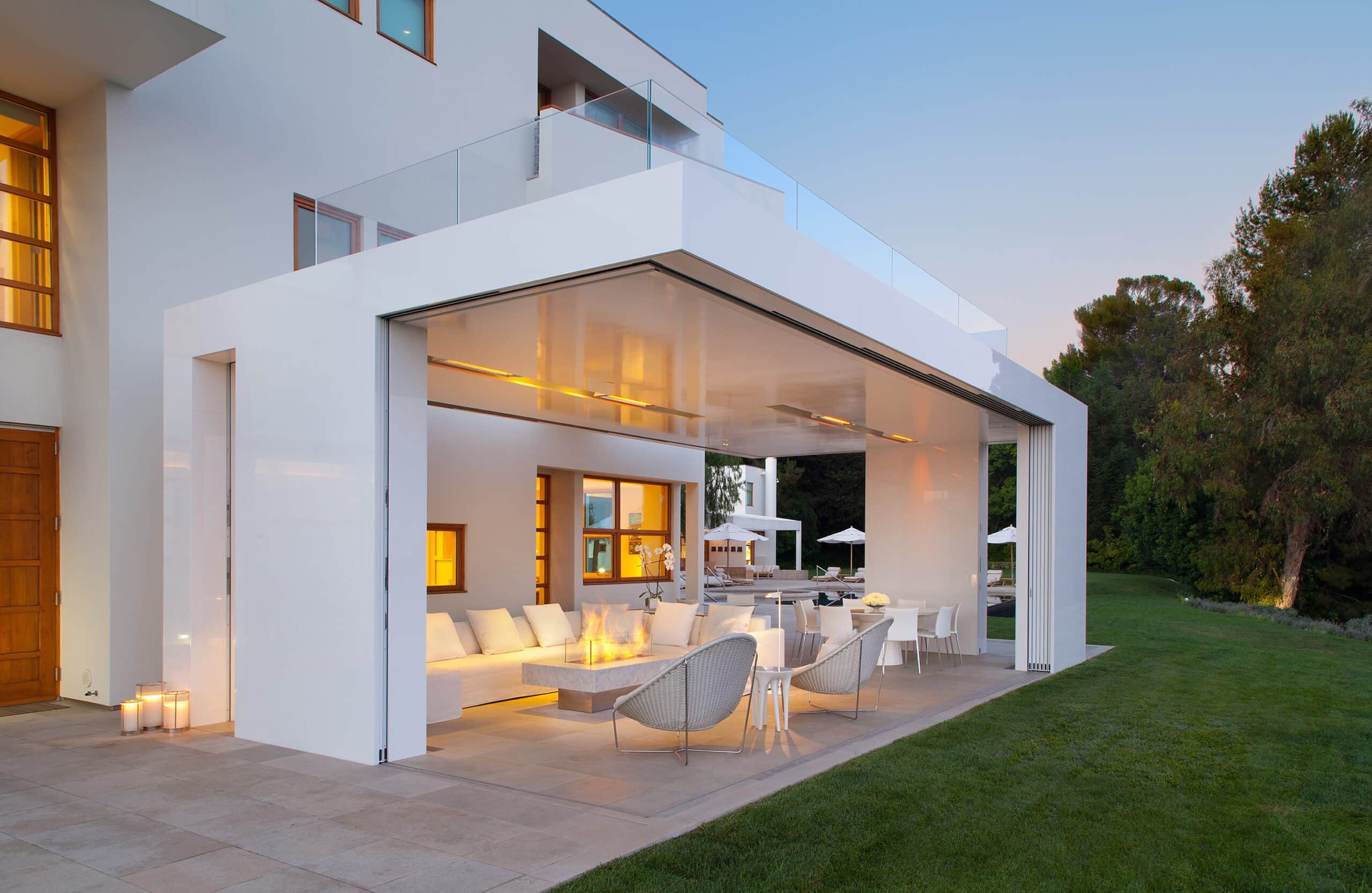 24 Perfect Patios with Fire Pits and Fireplaces