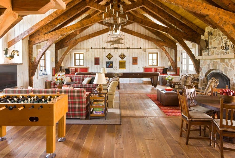 21 Chic Chalet Interiors The Study The Bar And Room Of This Cullman Kravis Designed Ranch Home In Vail Colorado Is Divided Into Several Distinct Areas For Leisure Activities