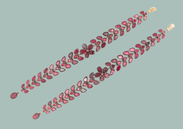 featured image for post: These Georgian Garnet Bracelets Are Absolutely Enchanting 