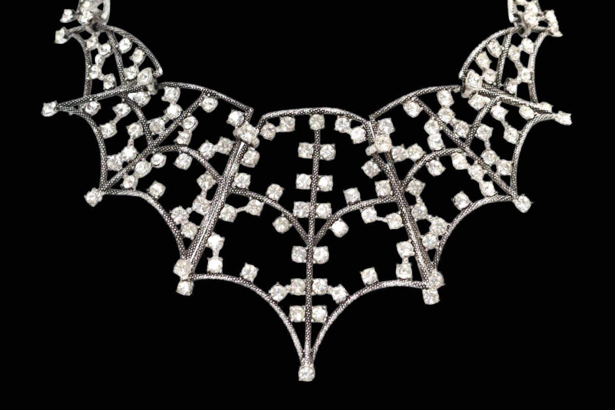 This Schiaparelli Spiderweb Necklace Is Frightfully Alluring
