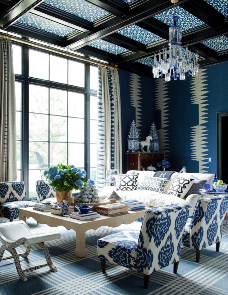 Dallas living room by Kerstin Kelli. Photo by Max Kim-Bee