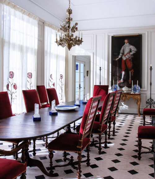 Couturier’s Connecticut dining room