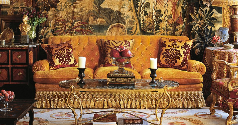 Modern Elegance Vs Old World Glamour Decorating Style Wars Alidad Paris France A Rich Tapestry Forms The Backdrop Of This Drawing Room Which Iranian Born London Based Describes As Embodiment