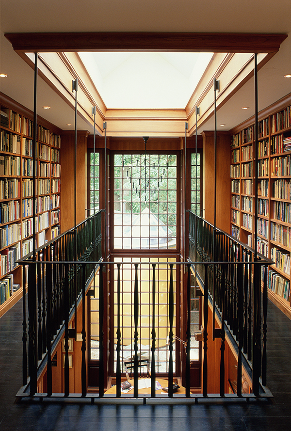 Demonstrating his diverse influences, Greenberg channeled both Shaker architecture and Mies van der Rohe’s work when creating this library addition (1995) to a Cambridge, Massachusetts, home. Photo by Richard Cheek