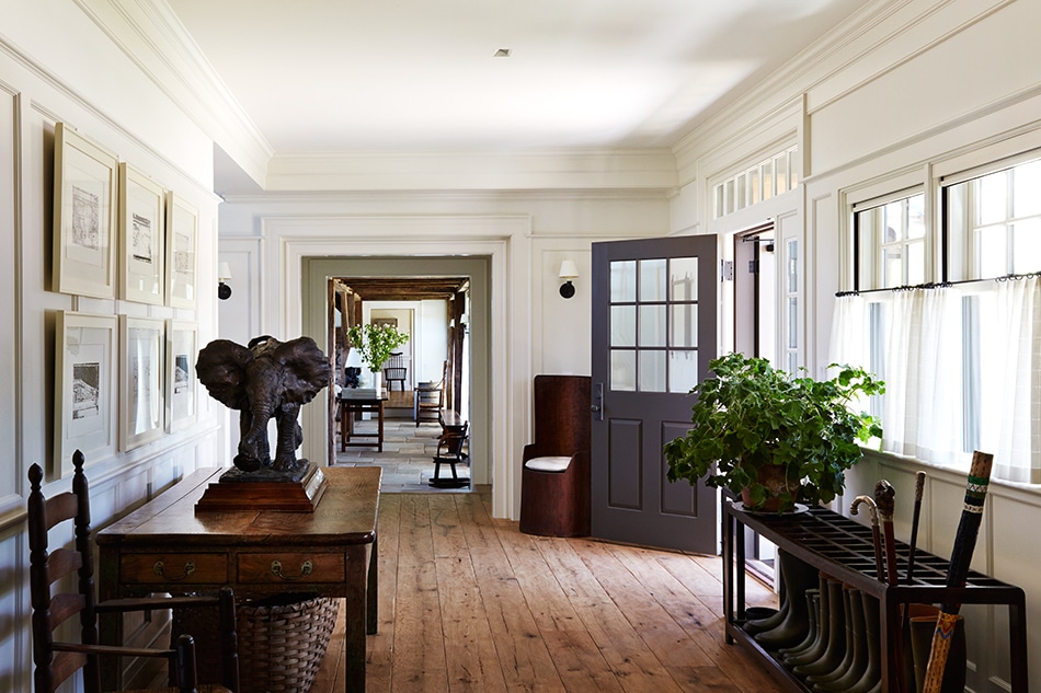 Manhattan Interiors Drew Aaron And Hana Soukupova S Manhattan Apartment Mark Cunninghamu0027s Interiors Exude Warmth And Authenticity - 1stdibs Introspective Manhattan Interiors Drew Aaron And Hana Soukupova S Manhattan Apartment Mark Cunninghamu0027s Interiors Exude Warmth And Authenticity - 1stdibs Introspective