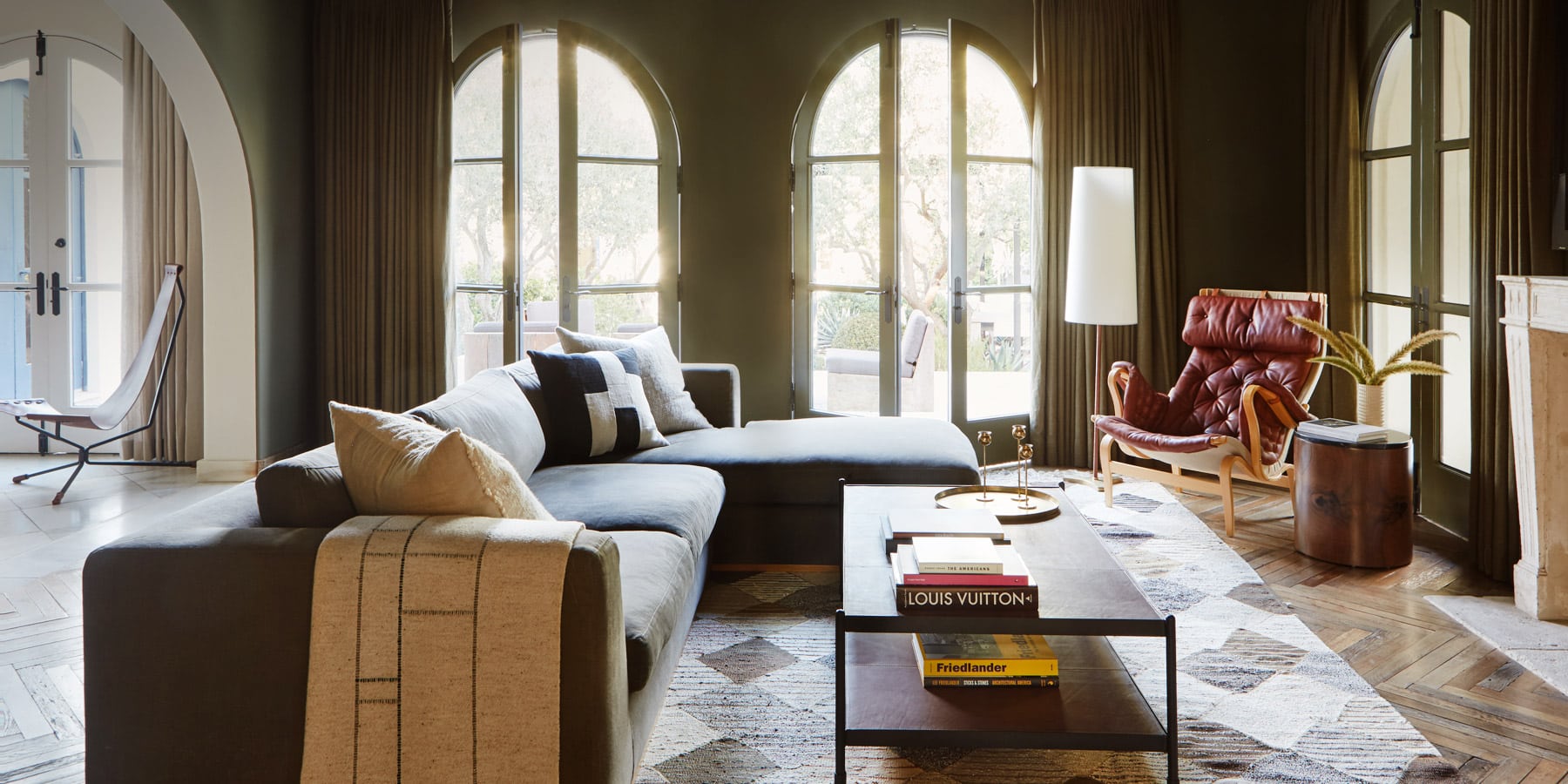 L a based disc interiors balances the sleek and the soulful